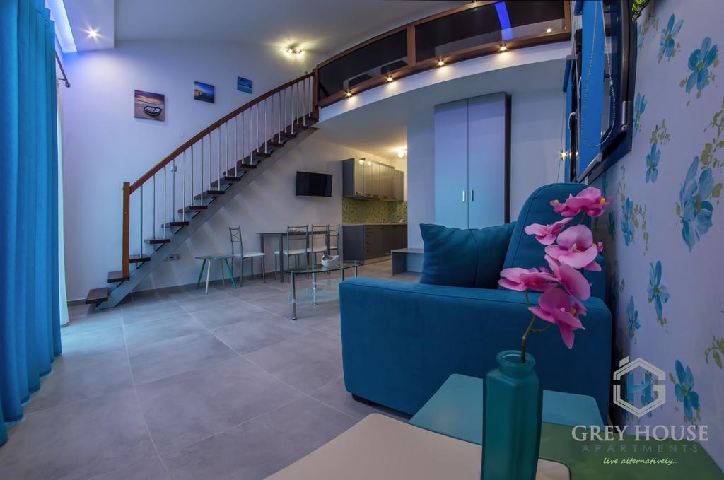 Grey House Apartments Nikiti  Cameră foto