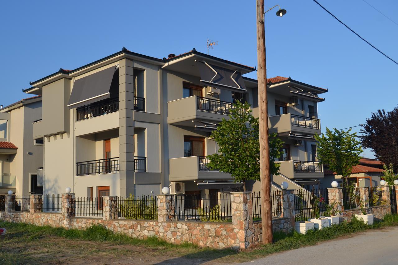 Grey House Apartments Nikiti  Exterior foto